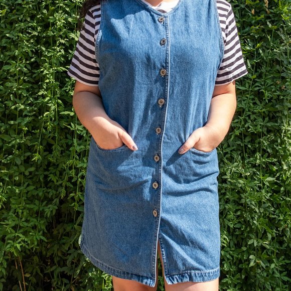 Cute 90s vintage denim button-up dress - Picture 2 of 3